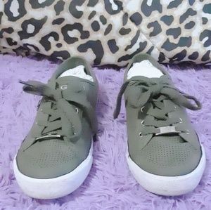 Green guess shoes